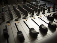      DJ-û Studio Records .           DJ-,  - , , 