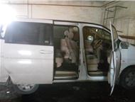 :  Nissan Serena 2002 ,  ,     Nissan Serena 2002.  180000 . , 4WD.  