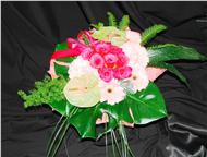 Интернет-магазин цветов Наш интернет-магазин цветов Космея предоставляет Вам ряд следующих услуг:     - оформление залов и комнат, кафе и ресторанов, Москва - Разное