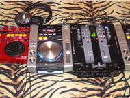   DJ  1. DJ- Pioneer EFX-500-1. -  .   2. Pioneer CDJ-200-2 . ()-    (,  - 