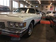 : Buick Riviera 1972 ,   Buick Riviera 1972 .  
  184 kW (250 PS) 7. 5. , , 81277 
 28000 